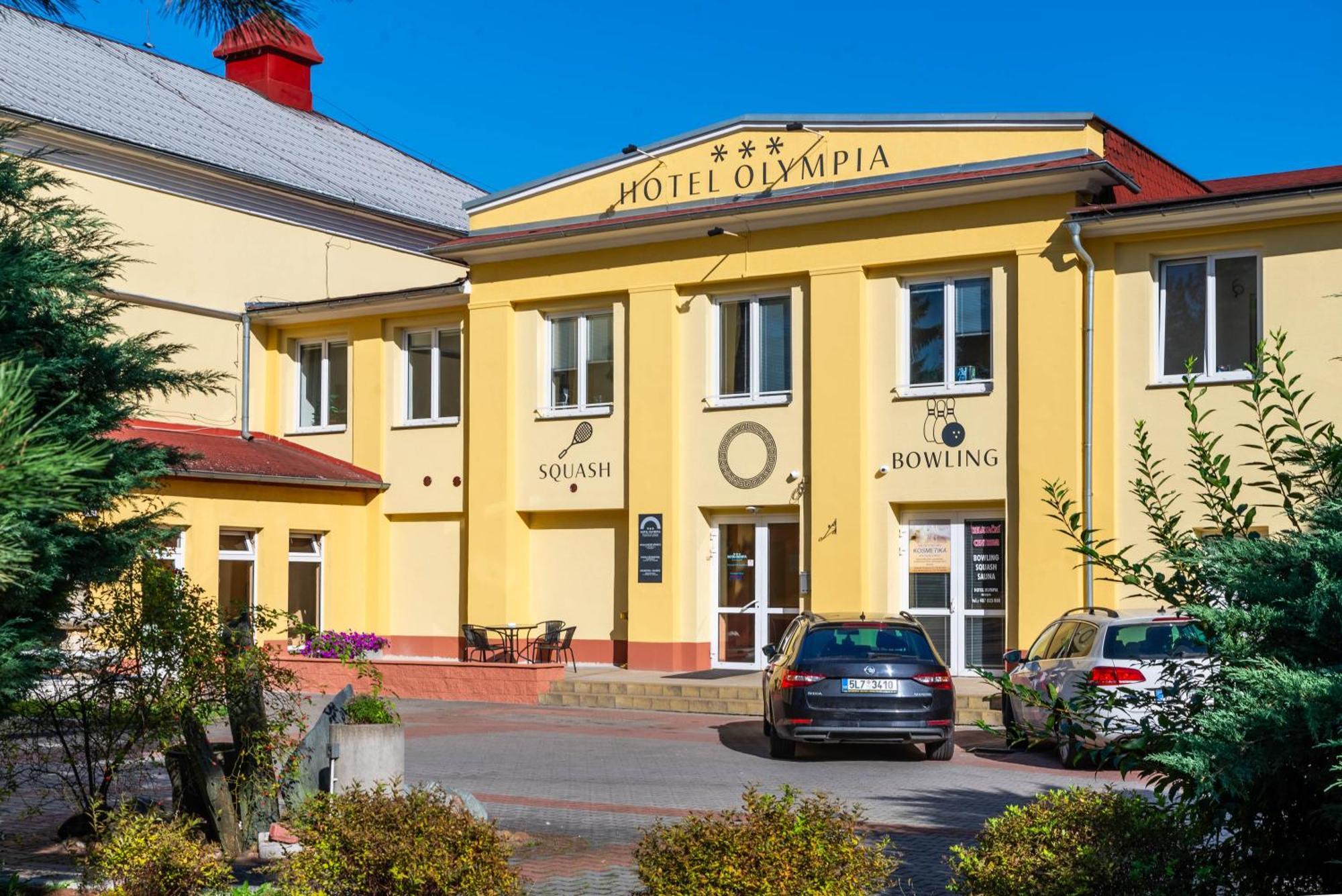 Hotel Olympia เชสกาลีปา ภายนอก รูปภาพ