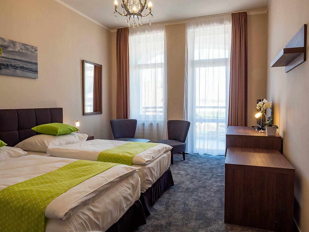 Hotel Olympia เชสกาลีปา ภายนอก รูปภาพ